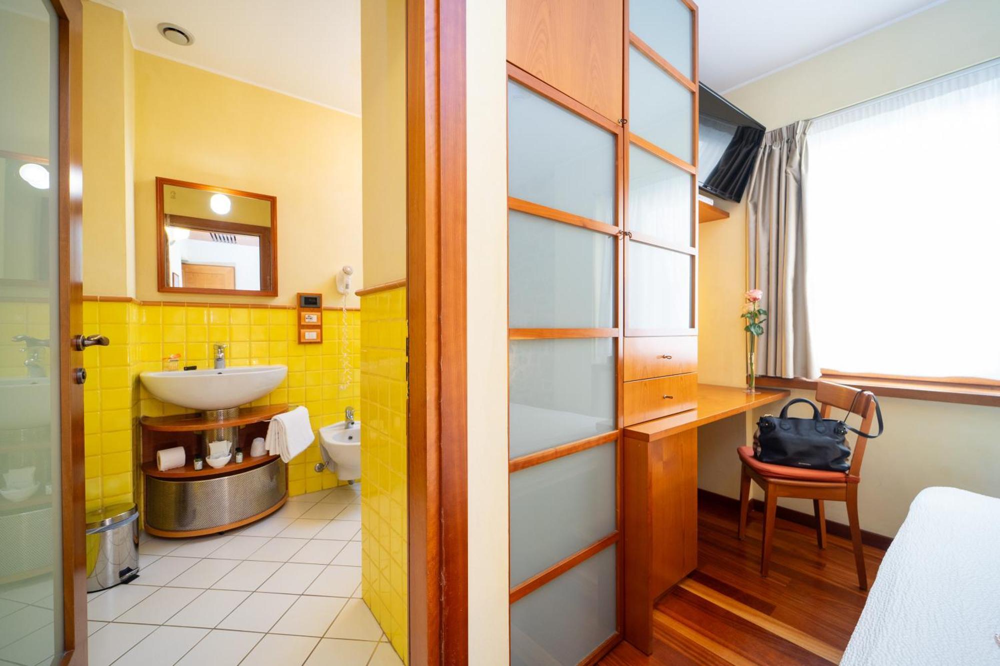 Hotel Cesare San Marino Room photo
