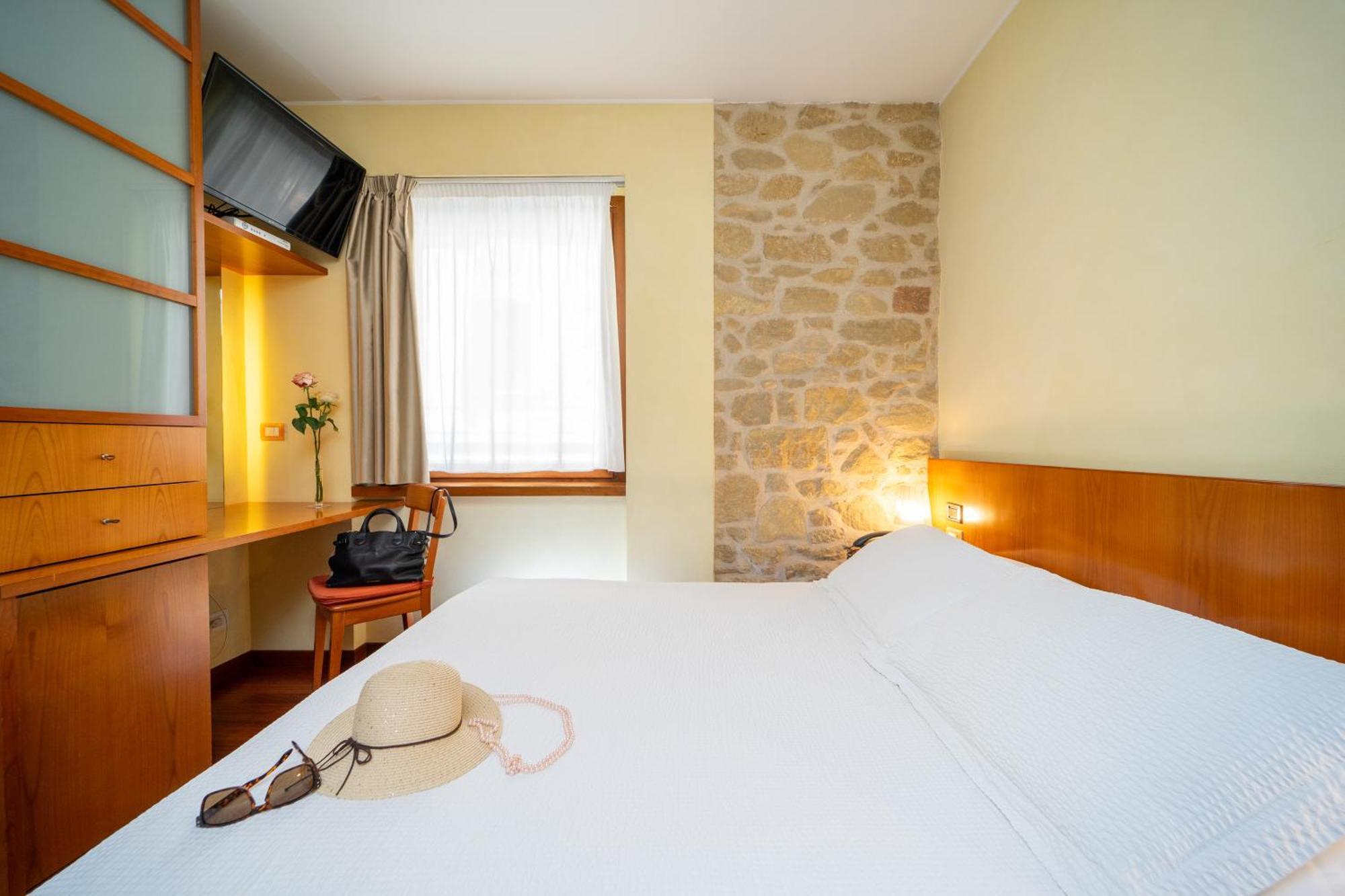 Hotel Cesare San Marino Room photo